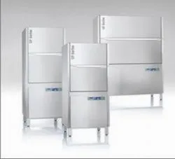 Машина котломоечная Winterhalter Uf-Xl Energy C дозаторами и полкой – купить в RuOborudovanie.ru с доставкой до двери Купить машина котломоечная winterhalter uf-xl energy c дозаторами и полкой – цена от завода, доставка до двери | RuOborudovanie.ru