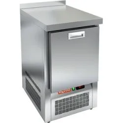 Купить стол морозильный hicold sne 1/bt box на 95л (-10-18) 1 выд.секц, 565х600х850, ниж.агрегат – цена от завода, доставка до двери | RuOborudovanie.ru