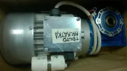 Мотор редуктор тестораскатки Gastromix Tdr-380 – купить в RuOborudovanie.ru с доставкой до двери Мотор редуктор тестораскатки Gastromix Tdr-380