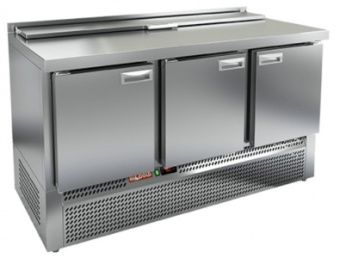Стол для салатов Hicold SLE2-111GN (1/6) (+2+10), 3 двери, 1485х700х850мм, ниж.распол.агрегата – купить по цене завода