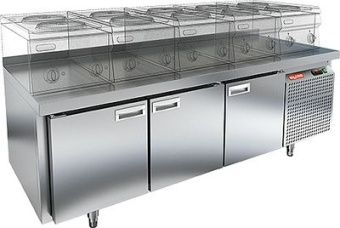 Стол охлаждаемый Hicold SN 111/TN LT О Sh под тепл.оборуд. (-2+10), островн., 3 двери, на низ.ножках – купить по цене завода