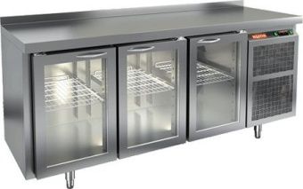 Стол с охлаждающим шкафом со стеклом Двер.Hicold Sng 111/Ht – купить по цене завода